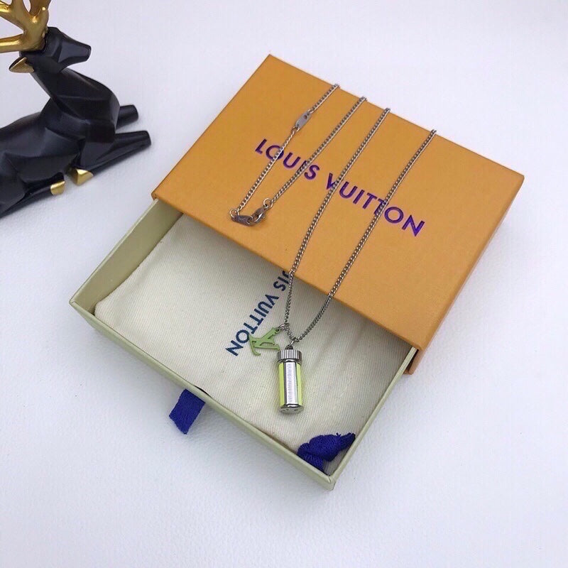 Anum Bags Necklace LUV003