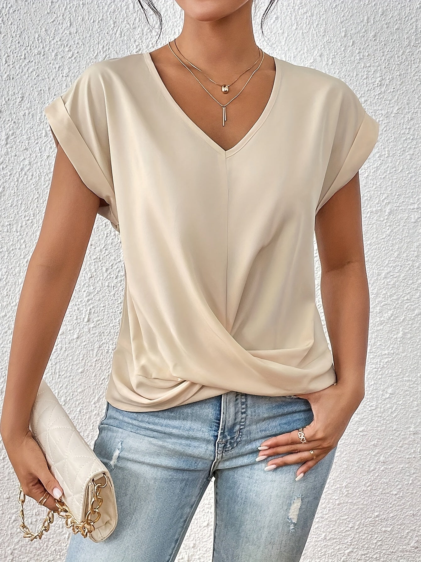 NOVERA™ – Lässiges T-Shirt mit Herzausschnitt