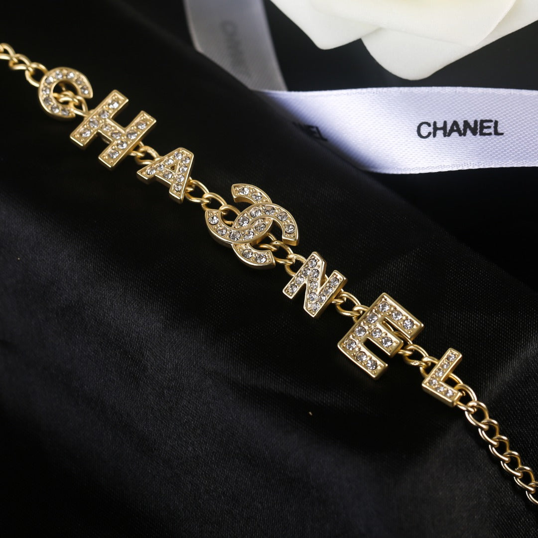 Anum Bags MO -Necklace CHL011