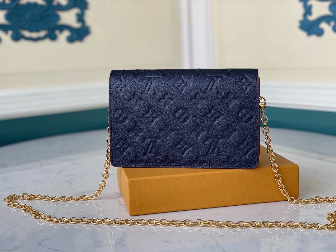 Ezyycart Bags Wallet LUV 086