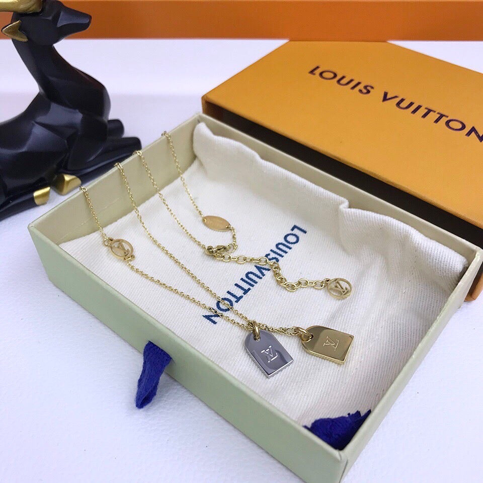 Anum Bags Necklace LUV017
