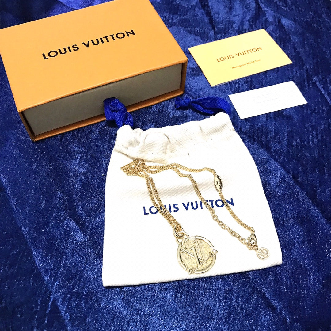 Anum Bags Necklace LUV026