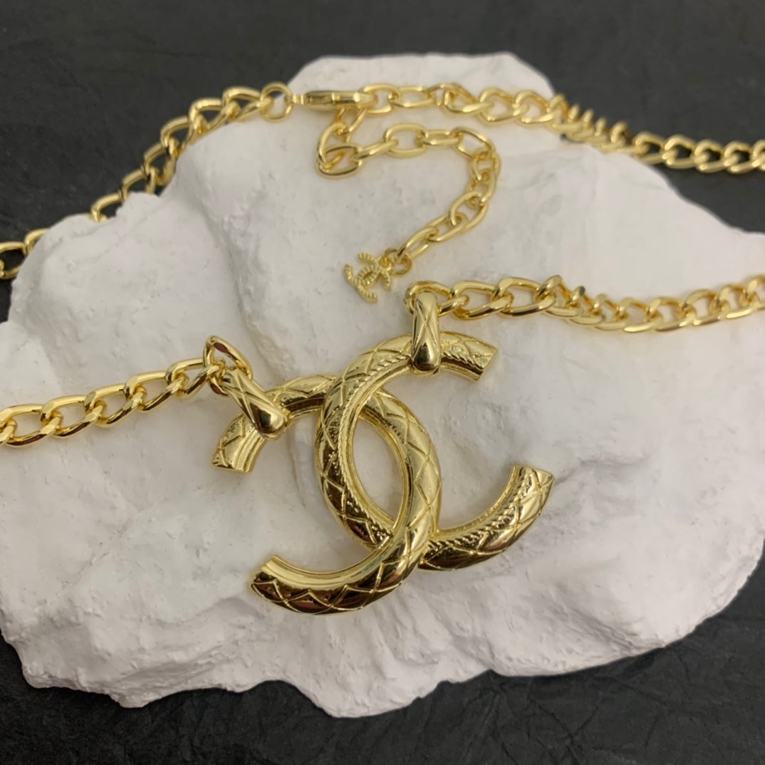 Anum Bags MO -Necklace CHL002