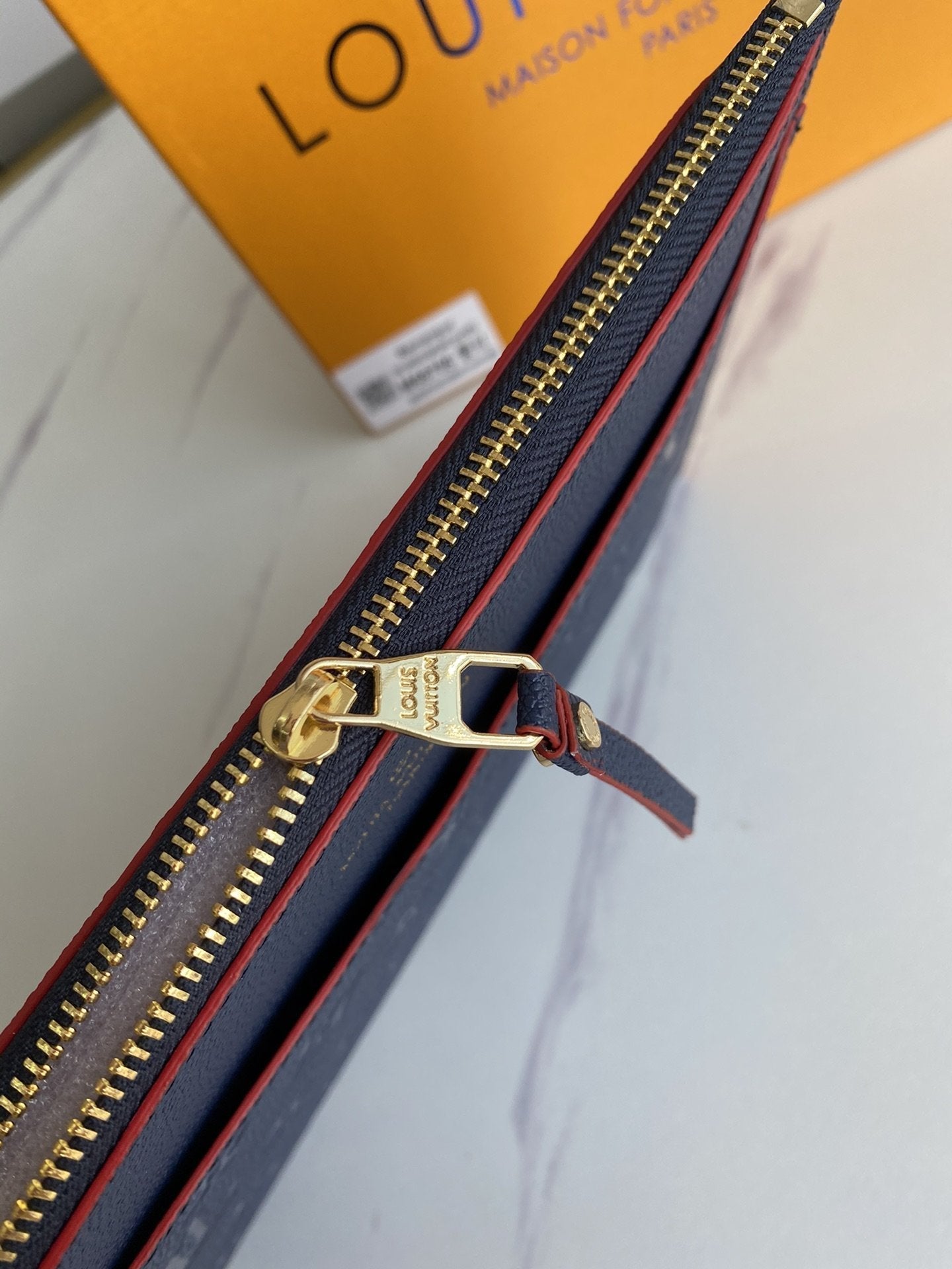 Anum Bags Wallet LUV 062