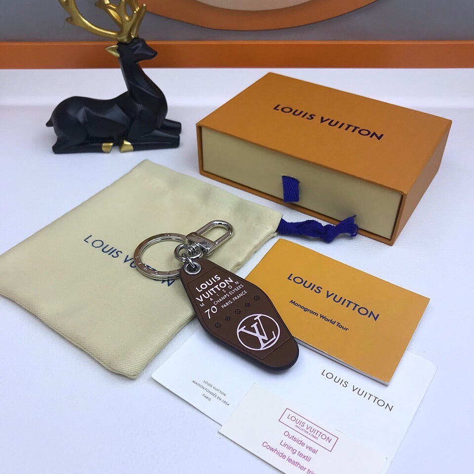 Anum Bags Keychains LUV 008
