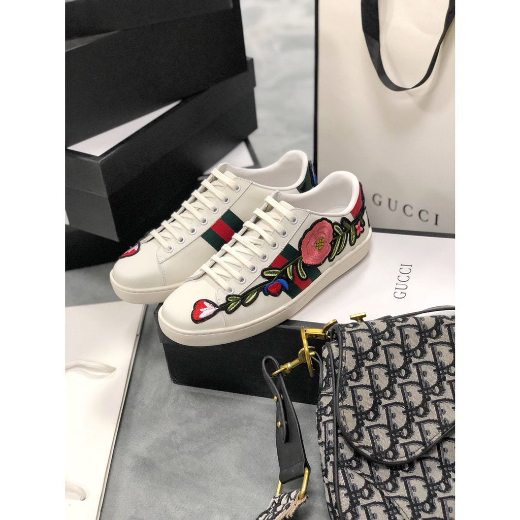 Ezyycart Bags MO-GCI Ace Embroidered 'Floral Sneaker 081