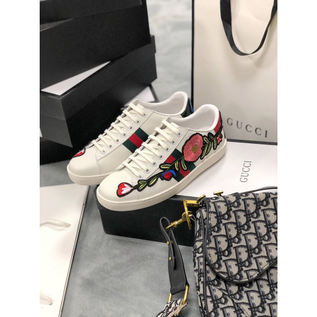 Ezyycart Bags MO-GCI Ace Embroidered 'Floral Sneaker 081