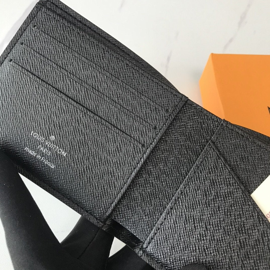 Ezyycart Bags Wallet LUV 045