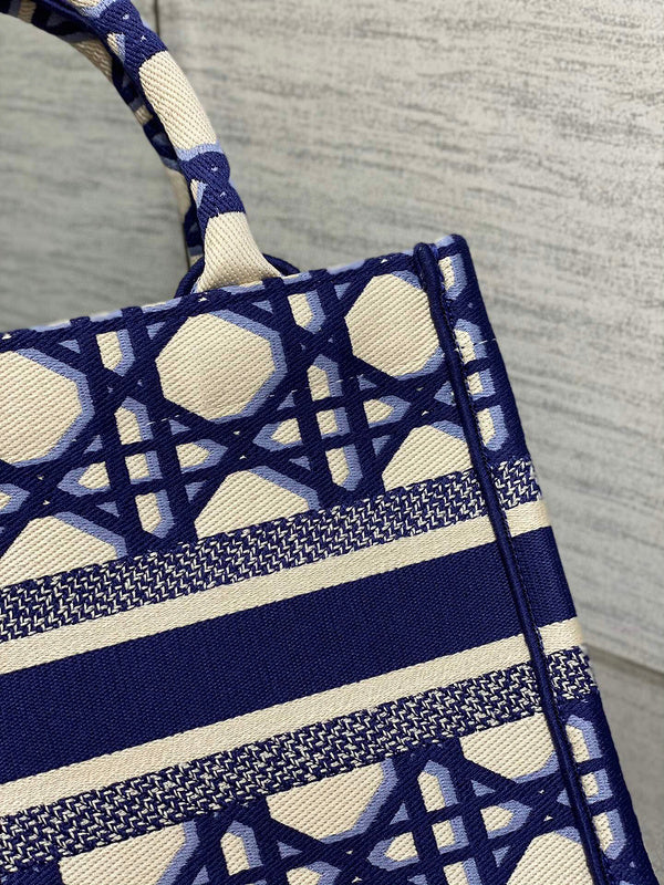 Anum Bags MV - Dir Bags - 024