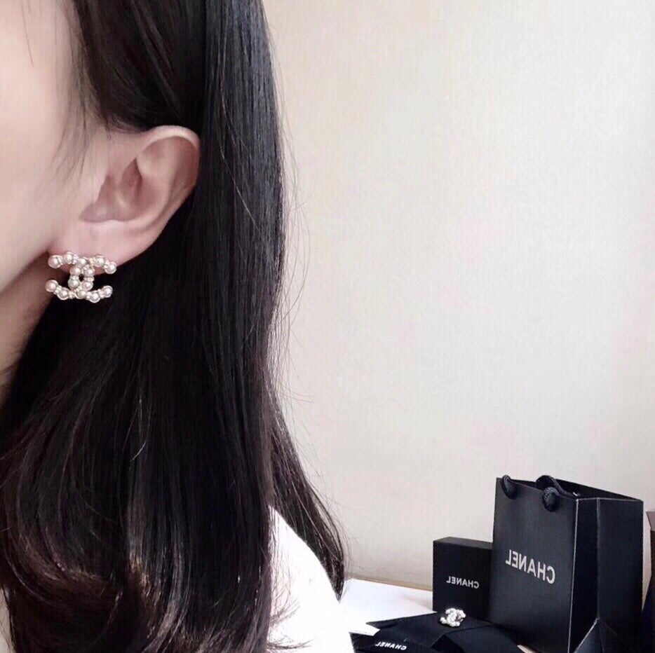 Anum Bags Earring CHL 001