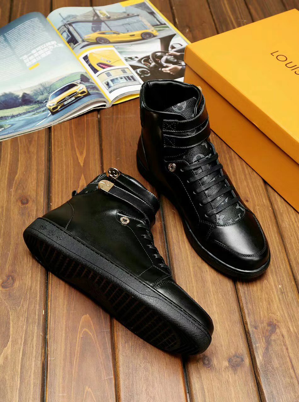 Anum Bags LUV HIgh Top Black Sneaker