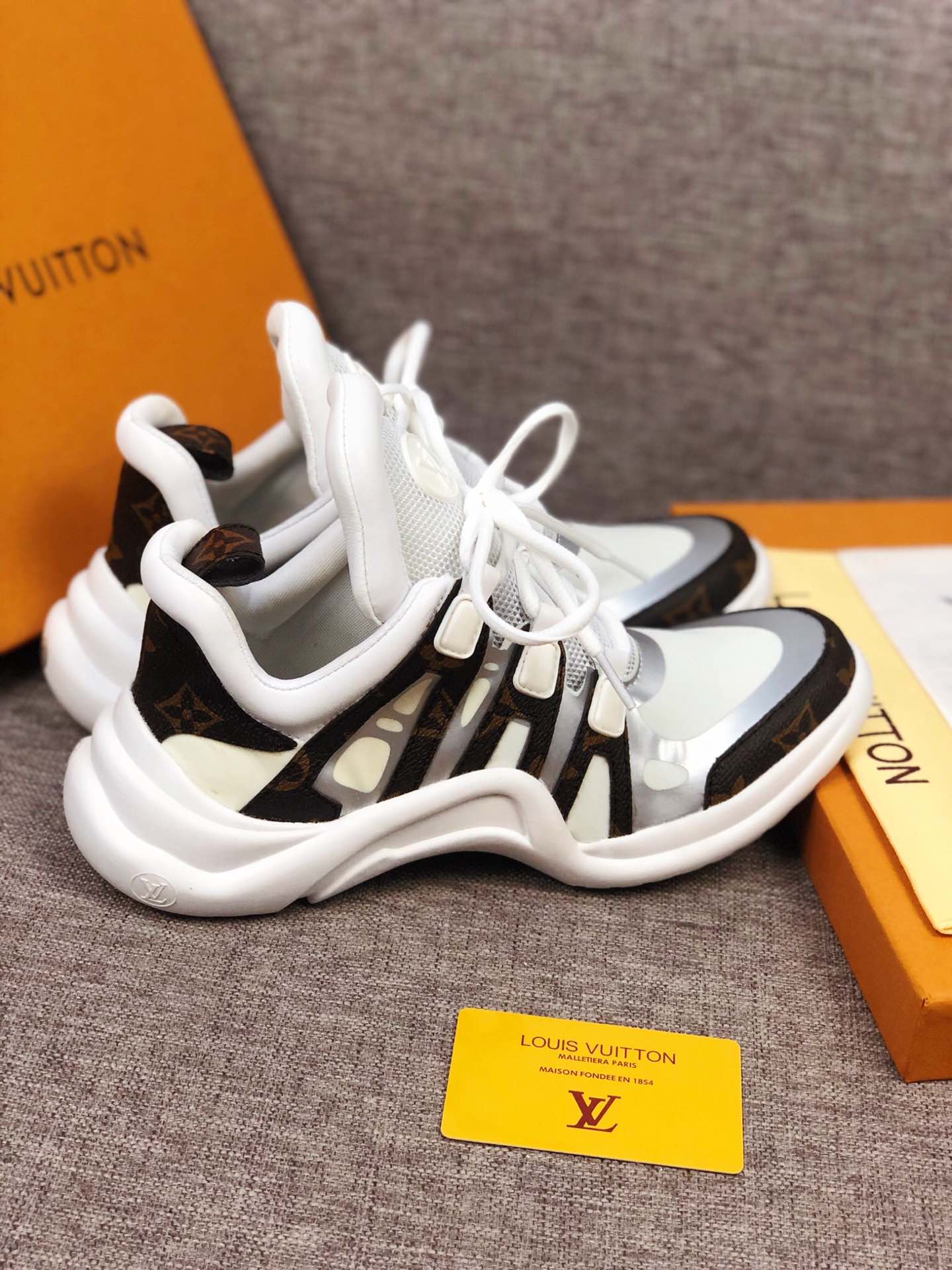 Anum Bags LUV Archlight White Brown Sneaker