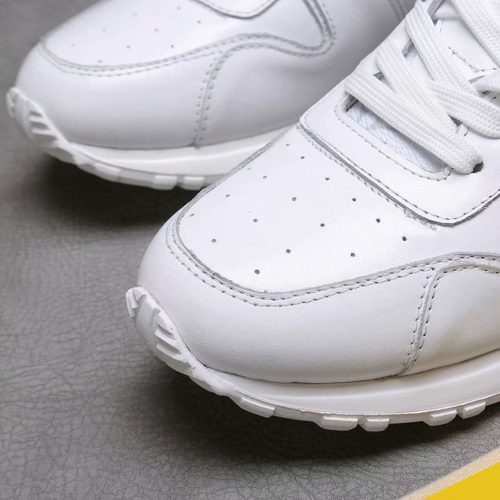 Anum Bags LUV Run Away White Sneaker