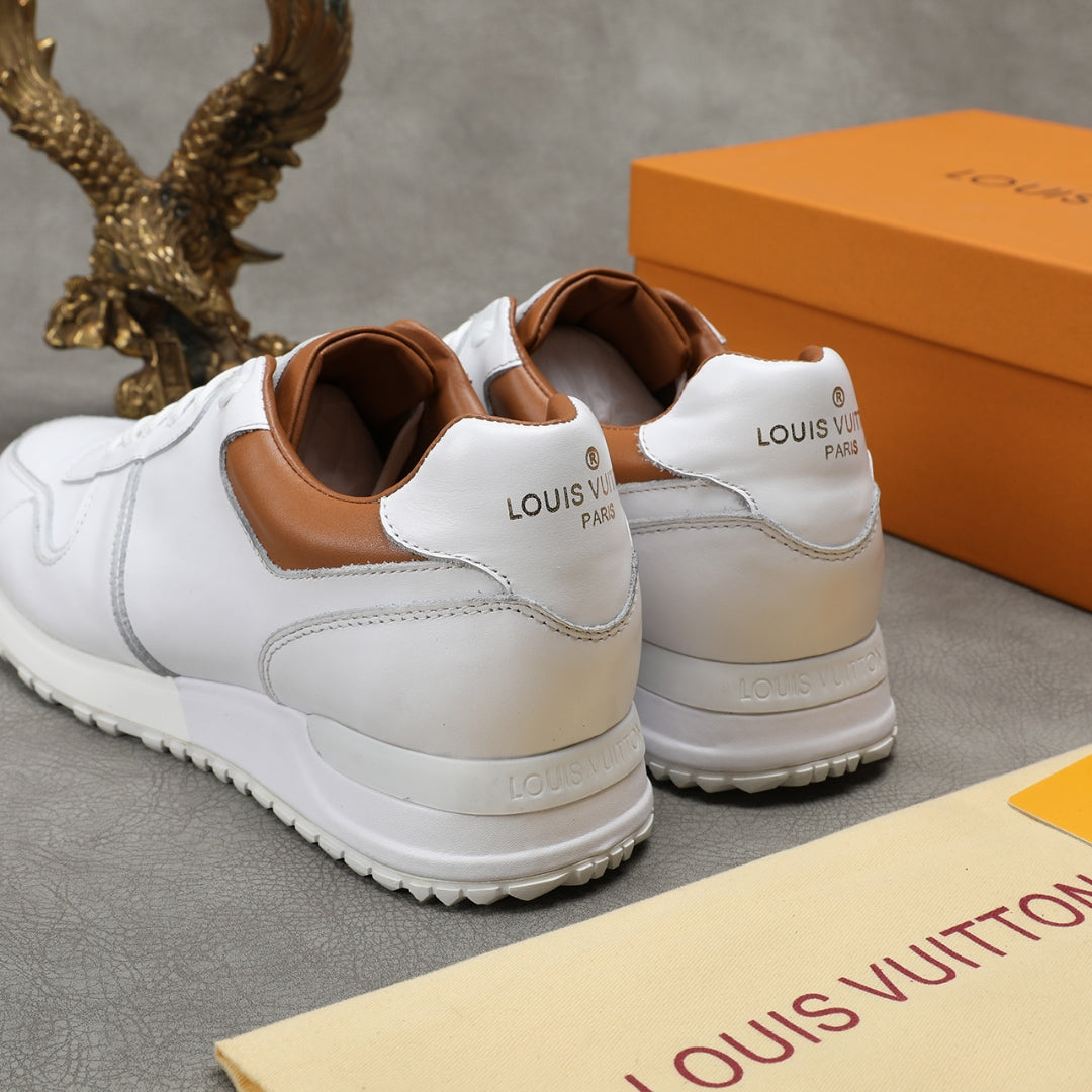 Anum Bags LUV Run Away Low Top White Sneaker