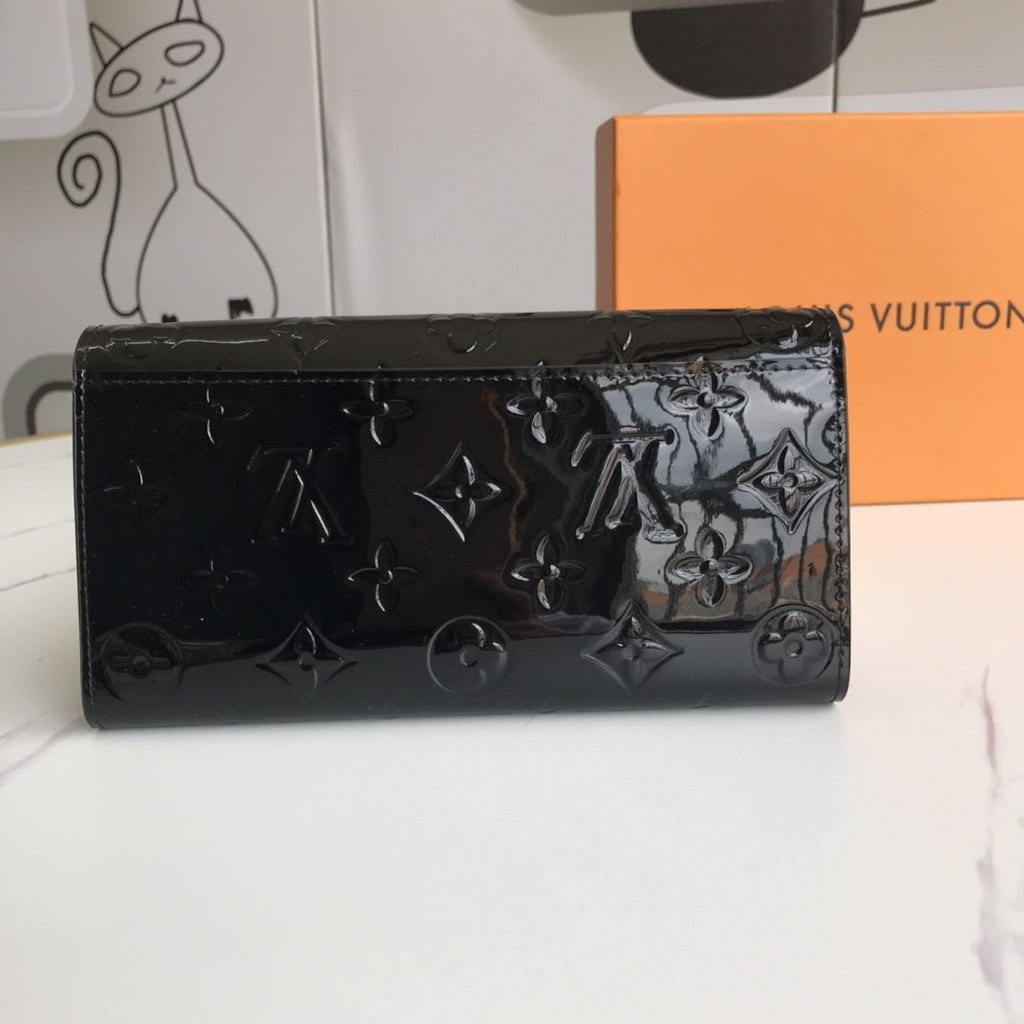 Anum Bags Wallet LUV 006