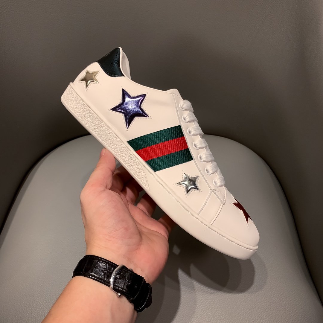 Ezyycart Bags MO-GCI ACE LEATHER SNEAKER WITH STAR 109