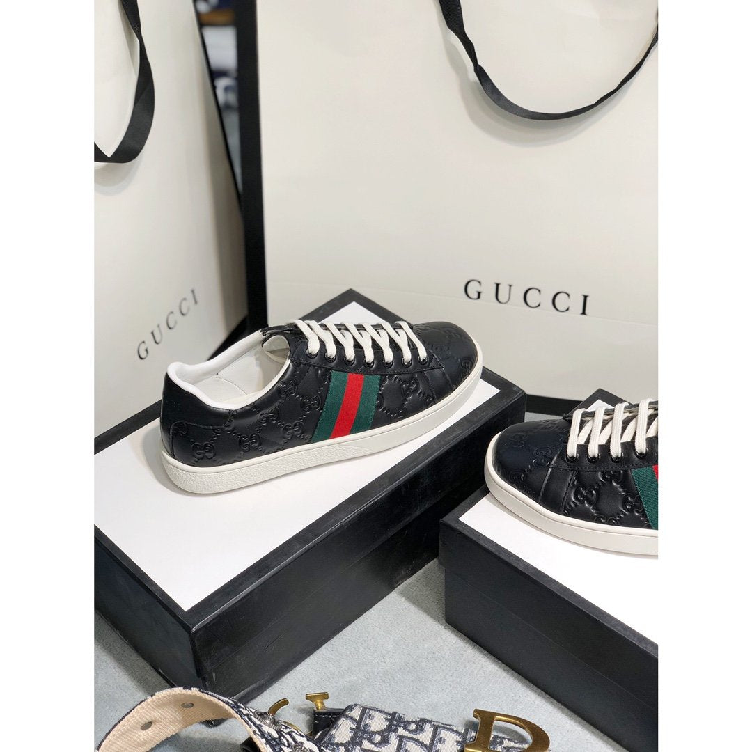 Ezyycart Bags MO-GCI Ace Embroidered ' LOGO Sneaker 065