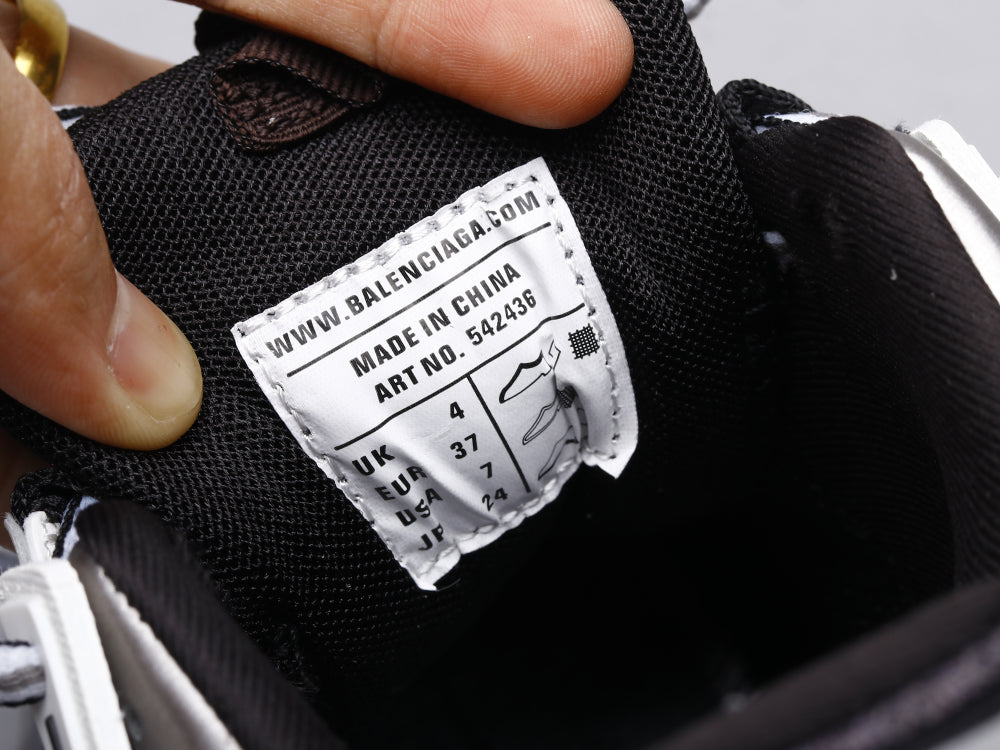 Ezyycart Bags Bla Track LED Sneaker