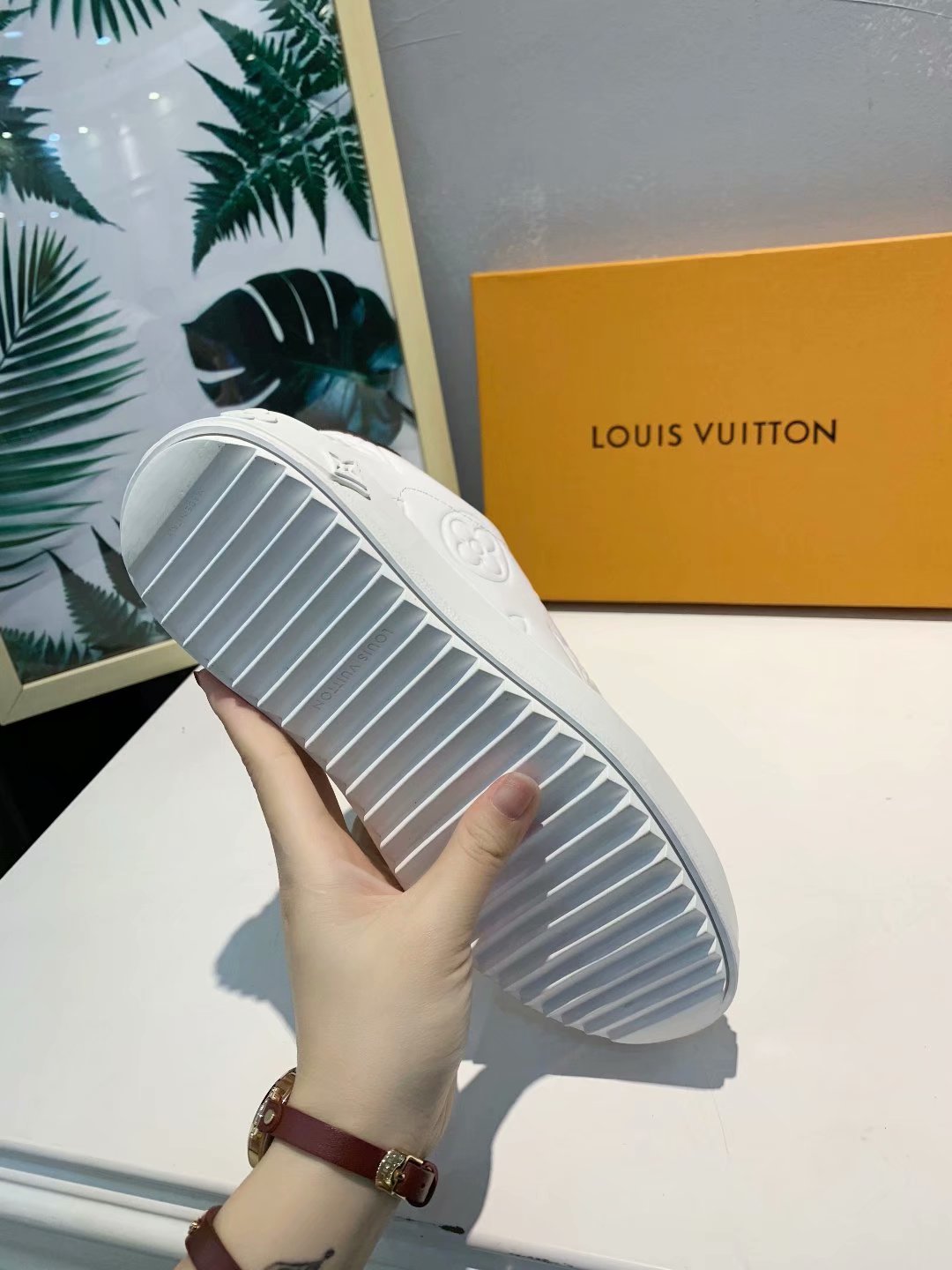 Anum Bags Luv Sneaker 219