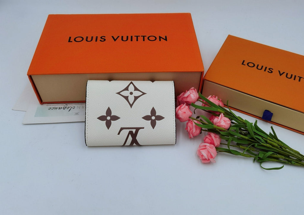 Anum Bags Wallet LUV 001