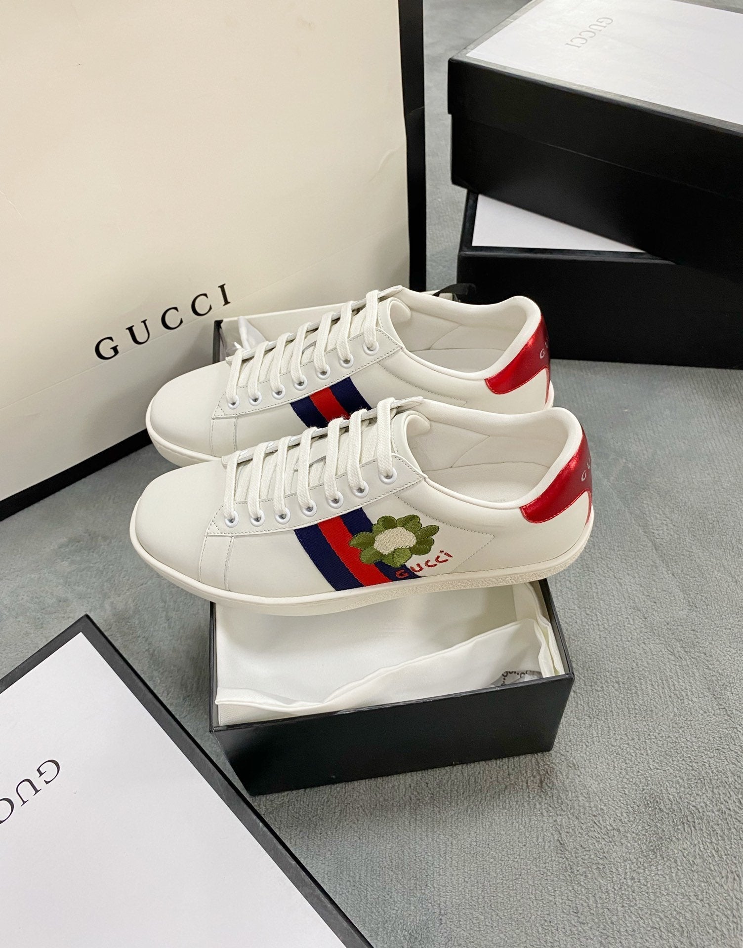 Ezyycart Bags MO-GCI Ace monkey Sneaker 076
