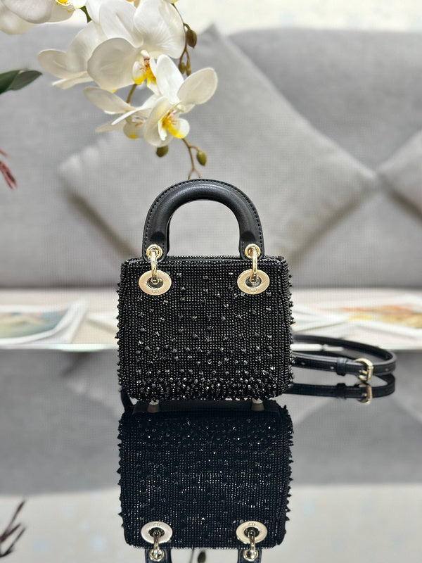 Anum Bags MV - Dir Bags - 004