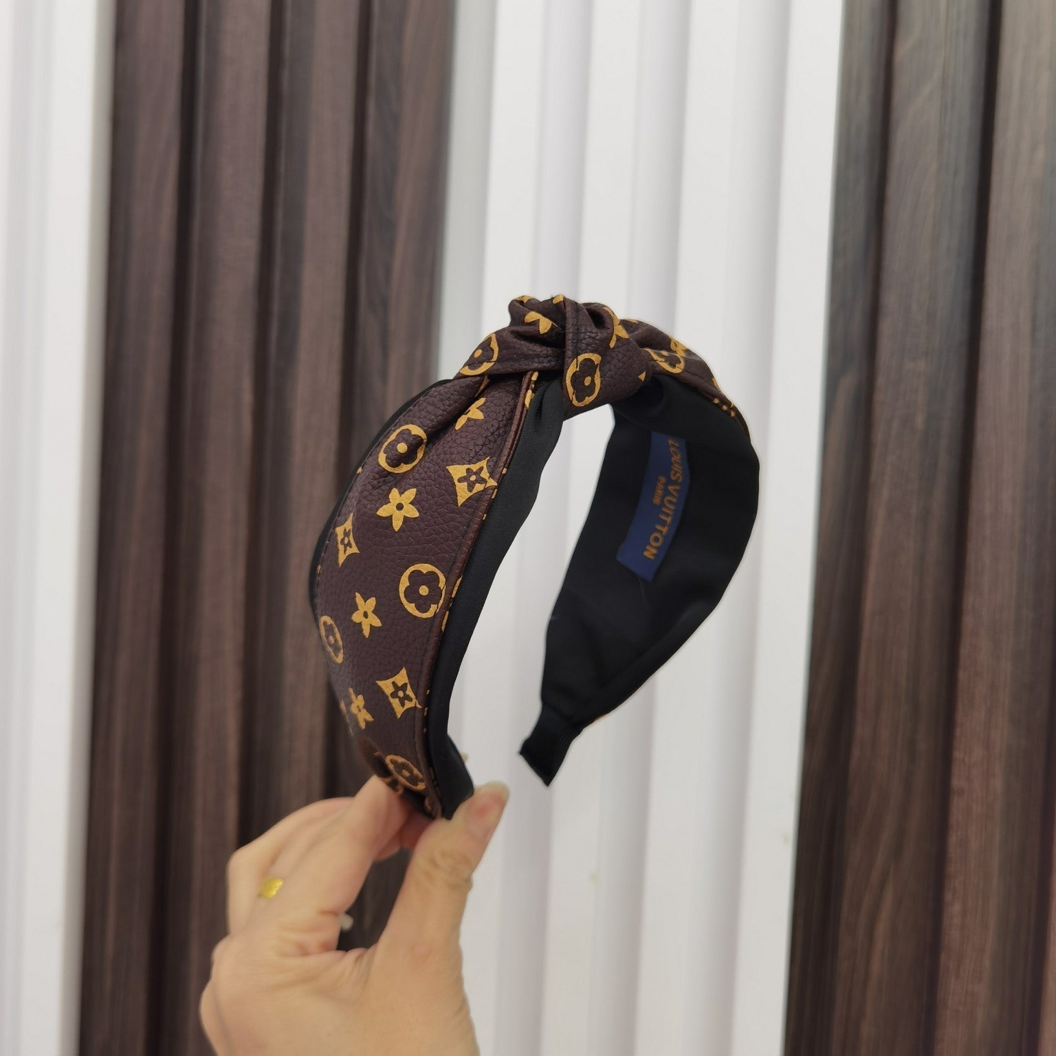 Anum Bags New Hair Band LUV 020