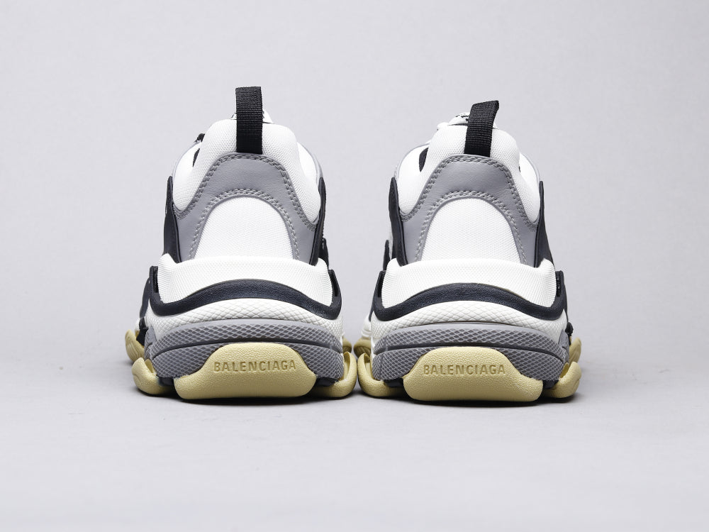 Ezyycart Bags Bla Triple-S Black And White Sneaker