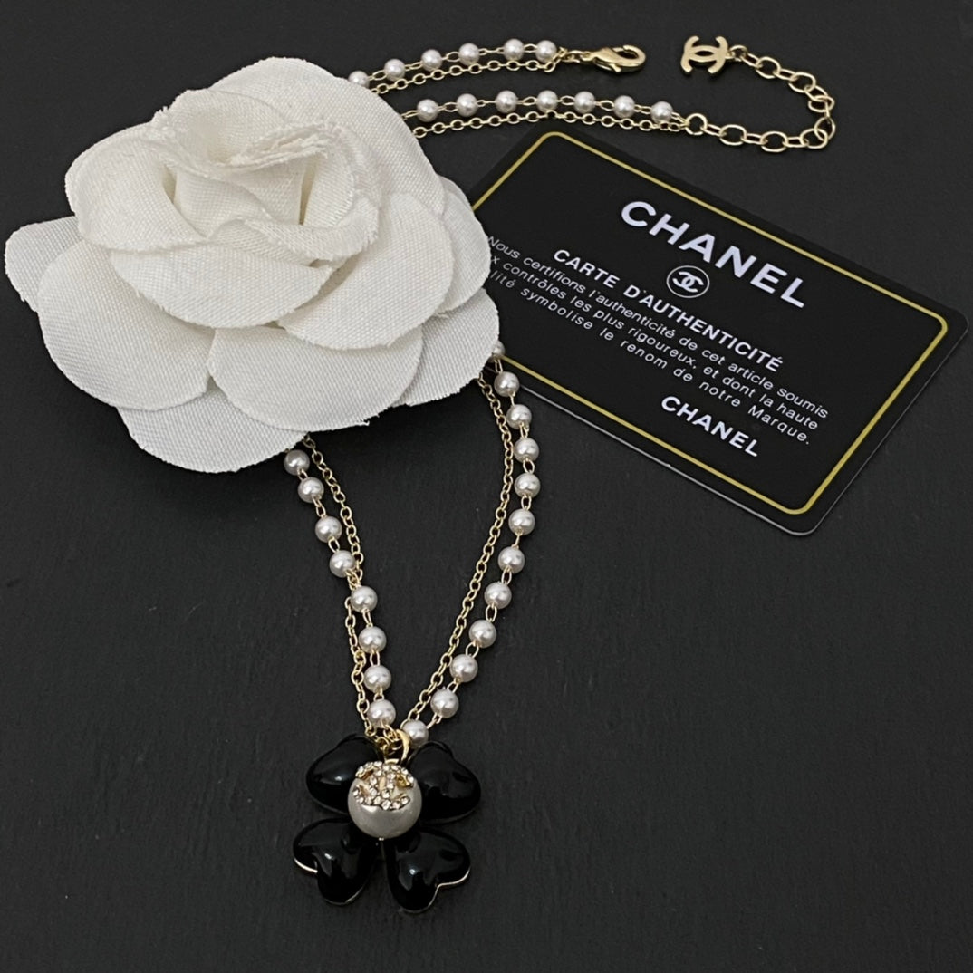 Anum Bags MO -Necklace CHL013