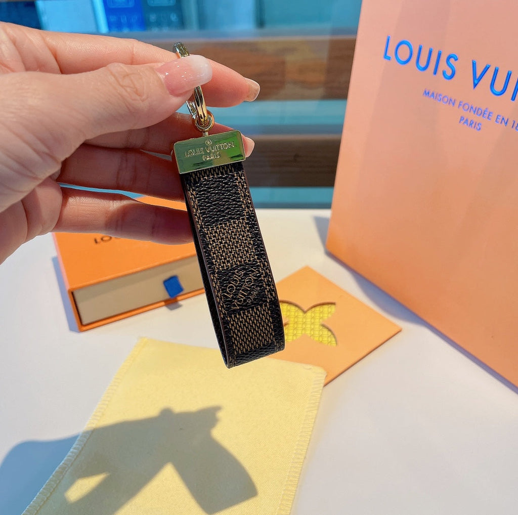 Anum Bags Keychains LUV 032