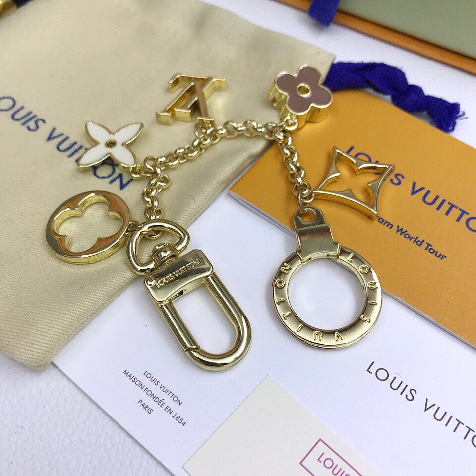 Anum Bags MO -Keychains LUV 058