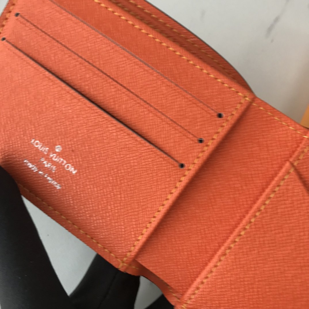 Anum Bags Wallet LUV 044