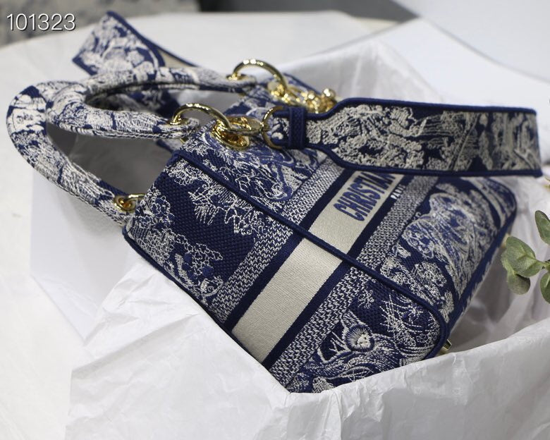 Anum Bags MV - Dir Bags - 085