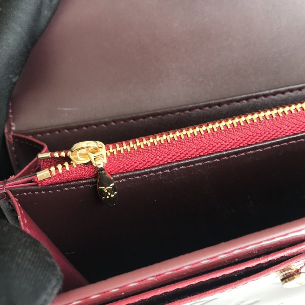 Anum Bags Wallet LUV 007