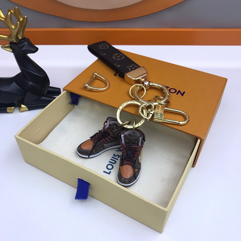 Anum Bags Keychains LUV 009