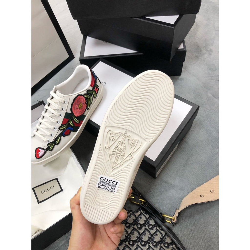 Ezyycart Bags MO-GCI Ace Embroidered 'Floral Sneaker 081