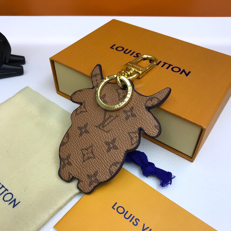 Anum Bags MO -Keychains LUV 085