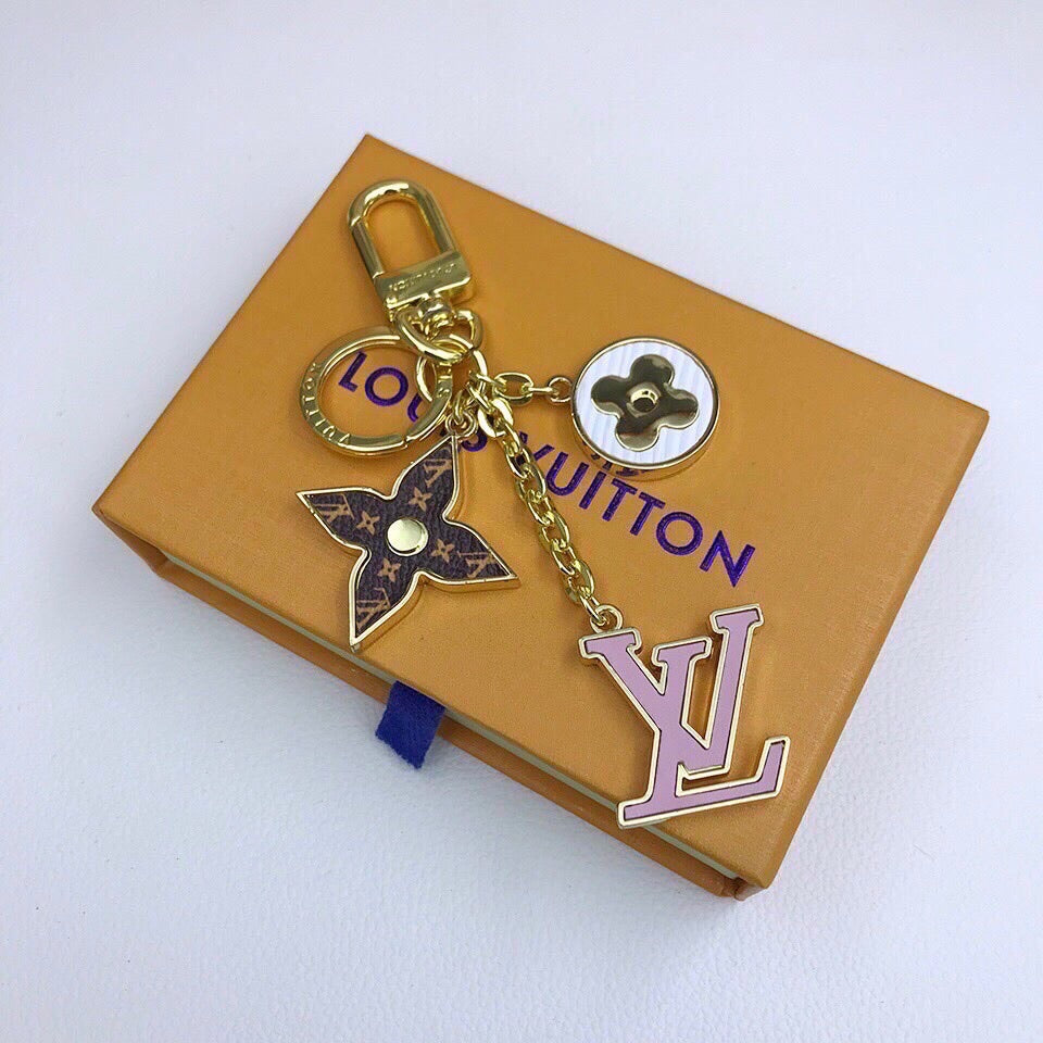 Anum Bags Keychains LUV 016