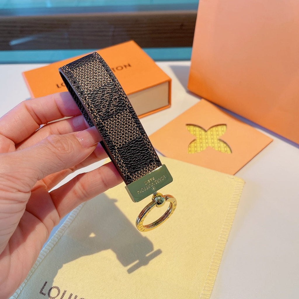 Anum Bags Keychains LUV 032