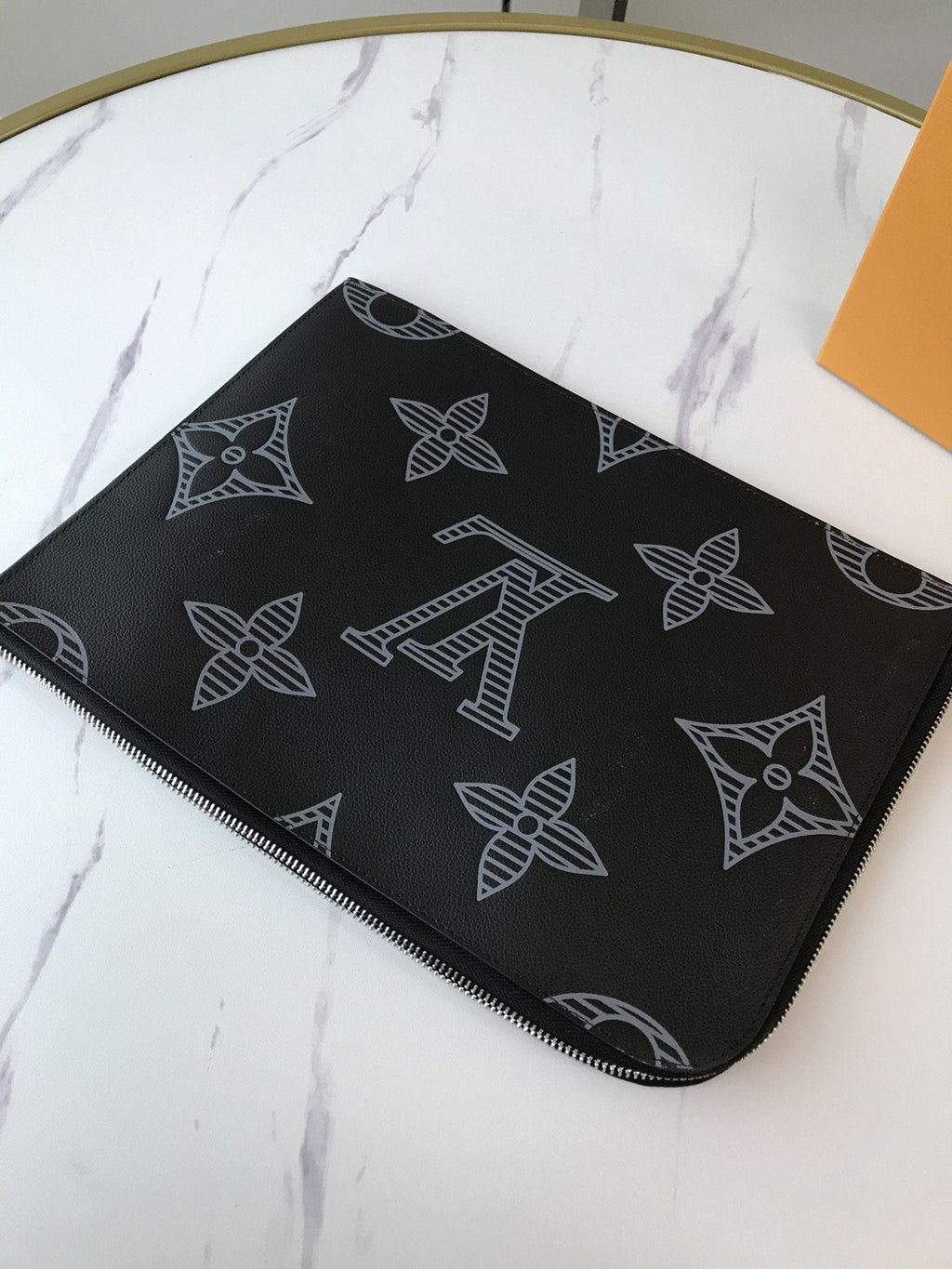 Ezyycart Bags Wallet LUV 055