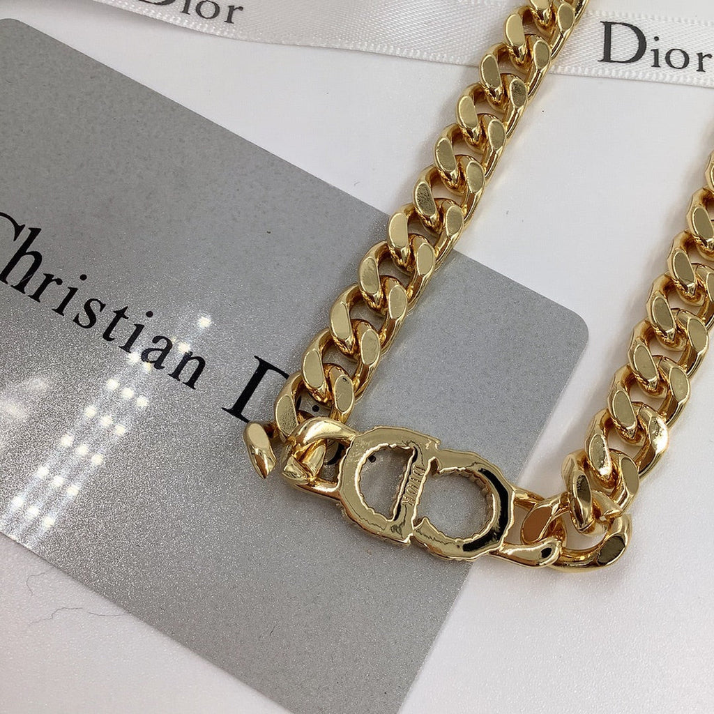 Anum Bags Necklace DIR006