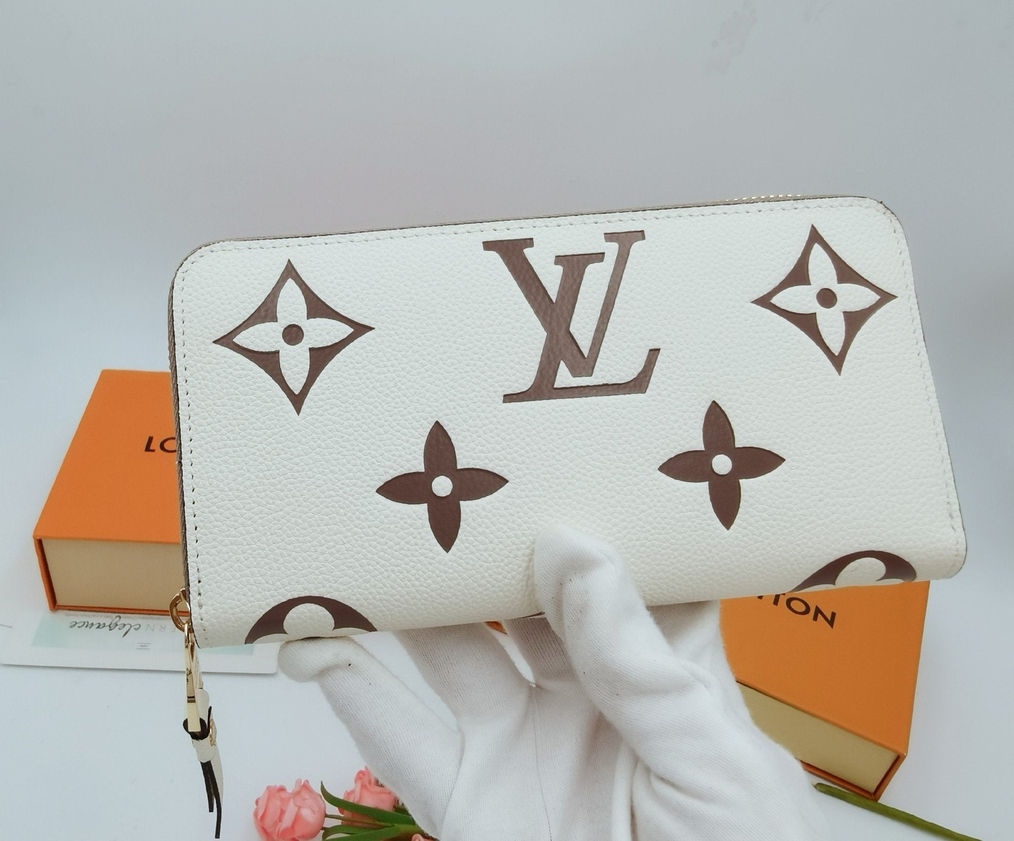 Anum Bags Wallet LUV 002