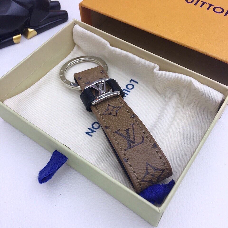 Anum Bags Keychains LUV 001