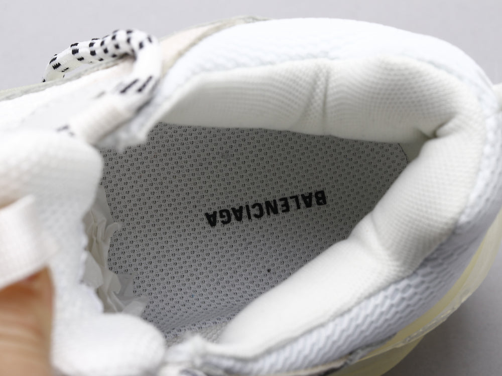 Ezyycart Bags Bla 19SS Air Cushion White Sneaker