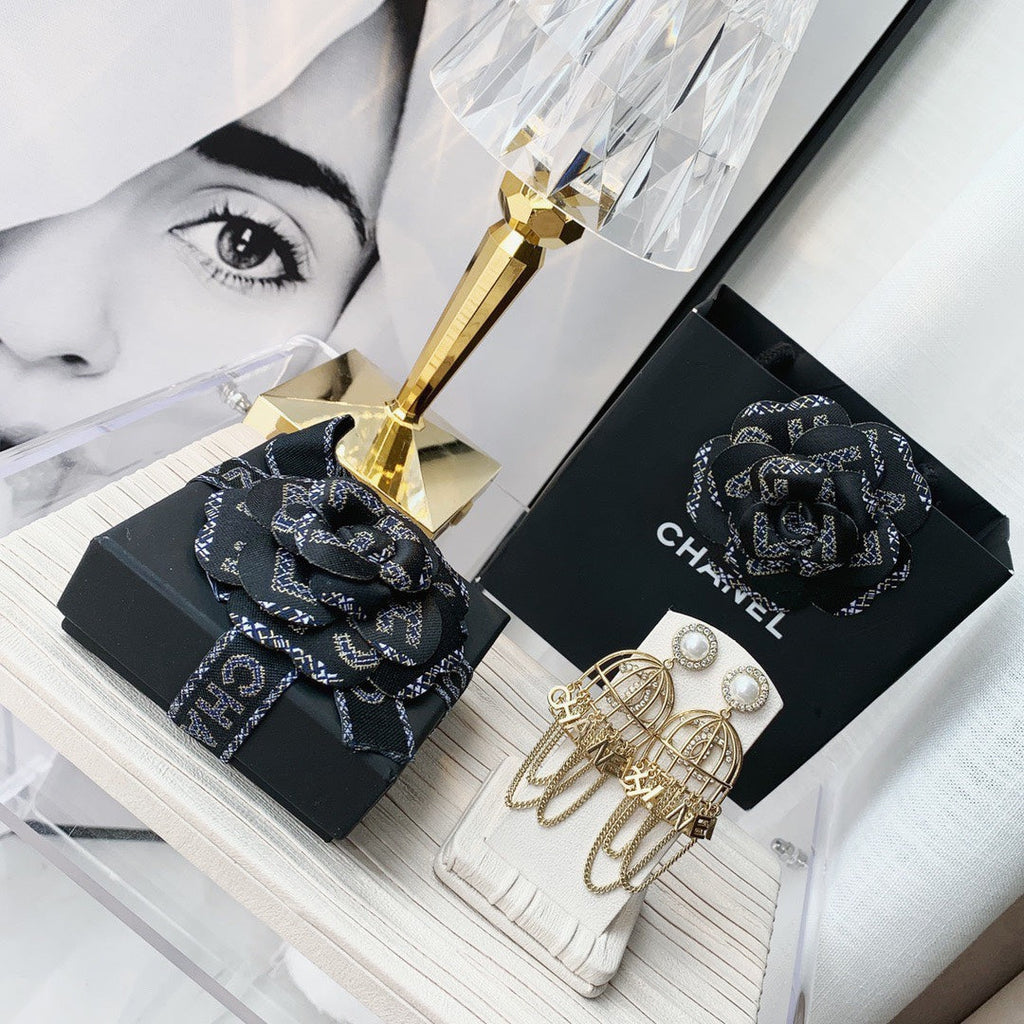 Anum Bags Earring CHL 014