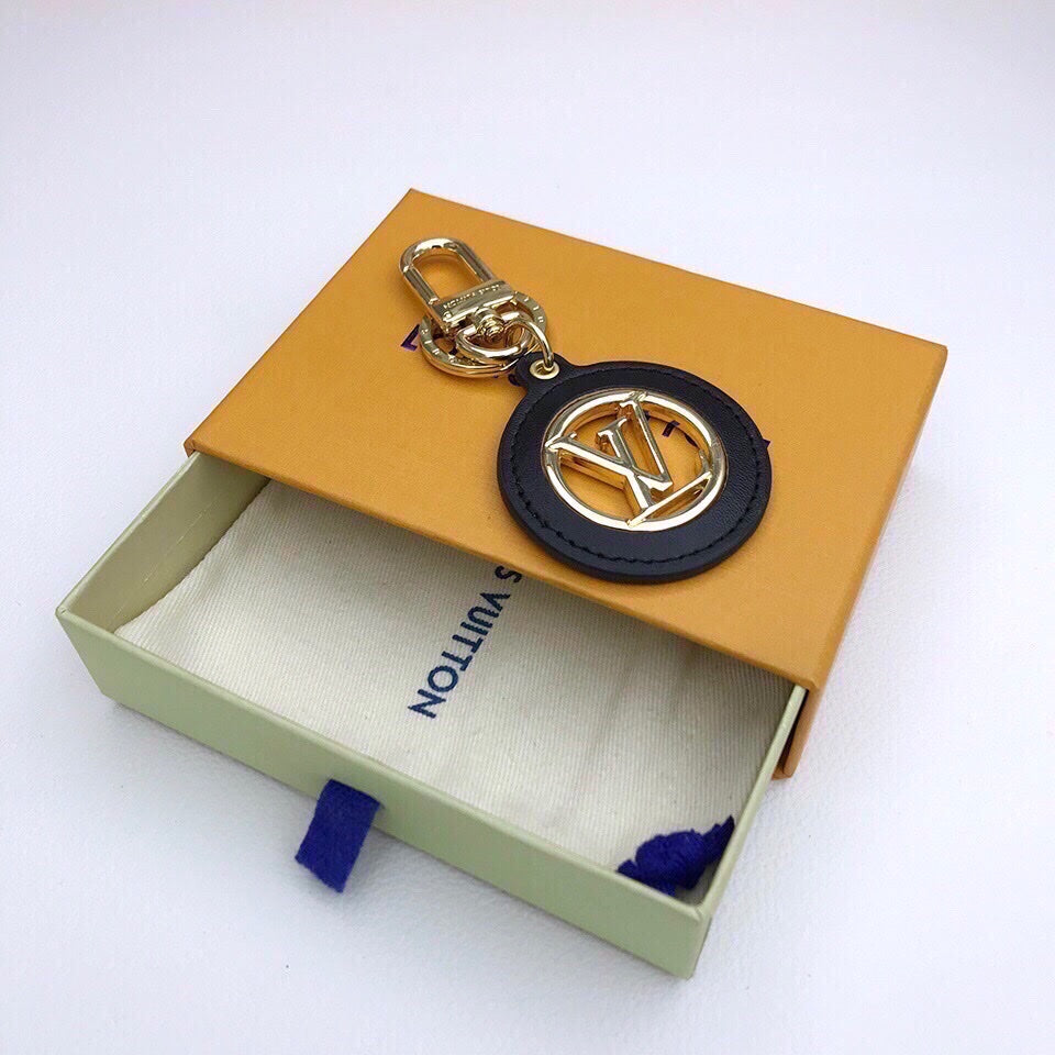 Anum Bags Keychains LUV 014