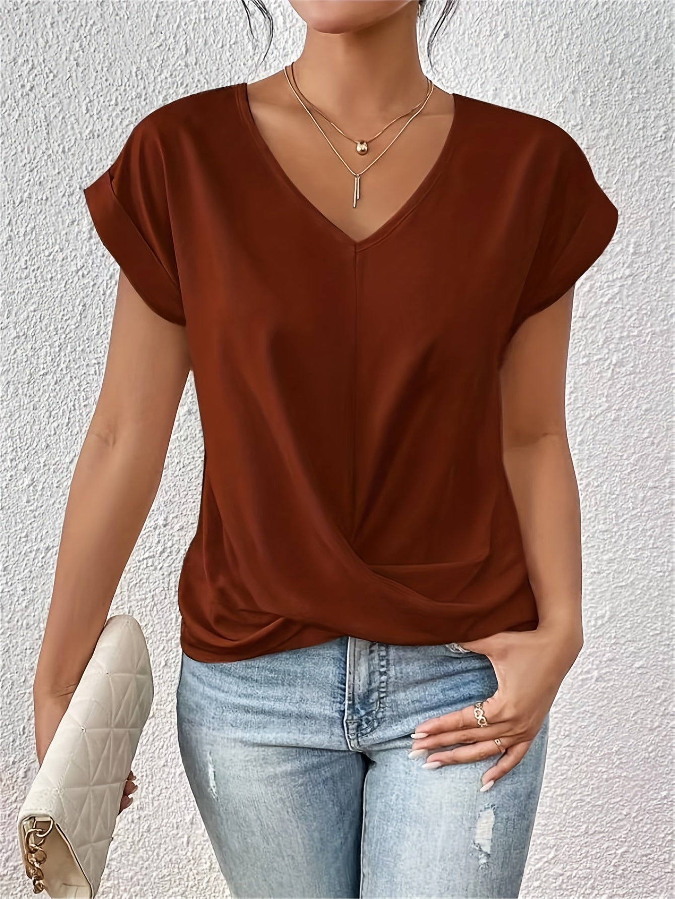 NOVERA™ – Lässiges T-Shirt mit Herzausschnitt