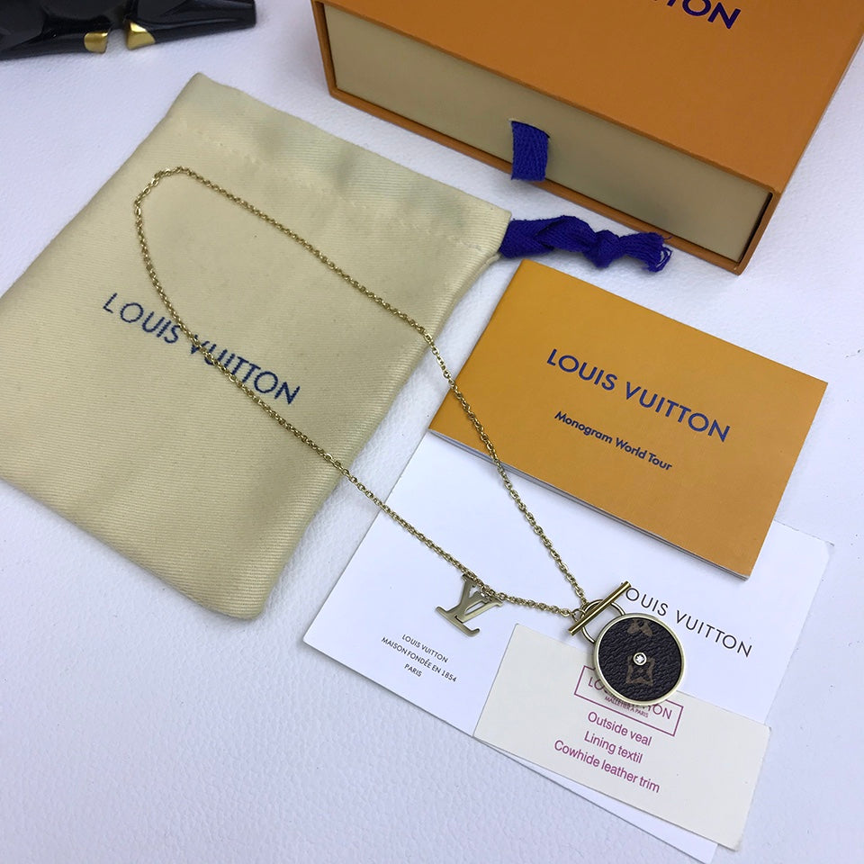 Anum Bags Necklace LUV012