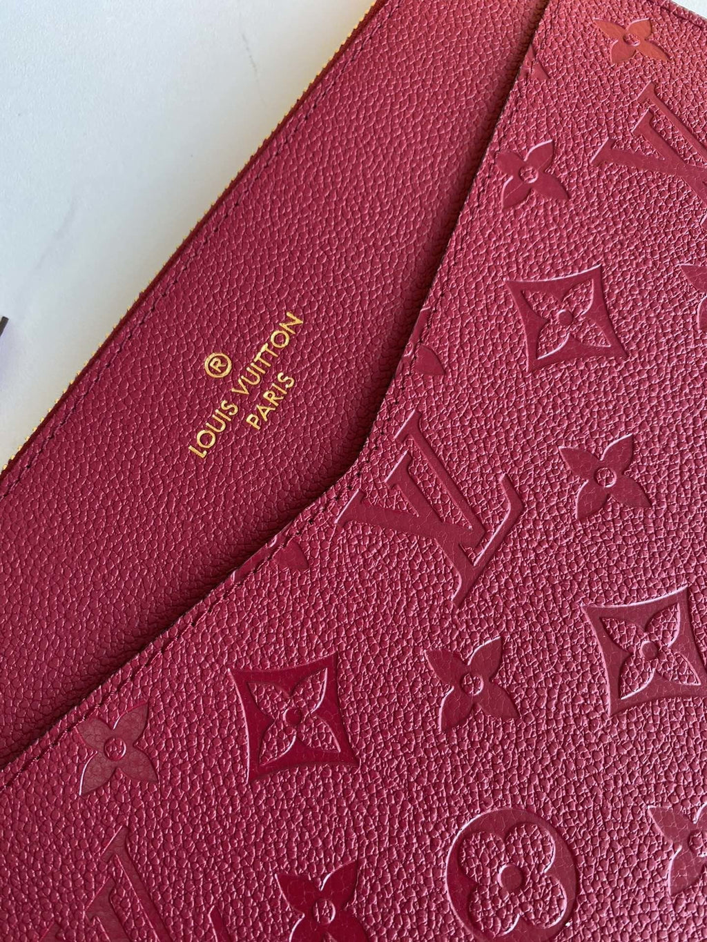 Anum Bags Wallet LUV 060
