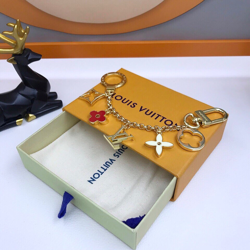 Anum Bags MO -Keychains LUV 057